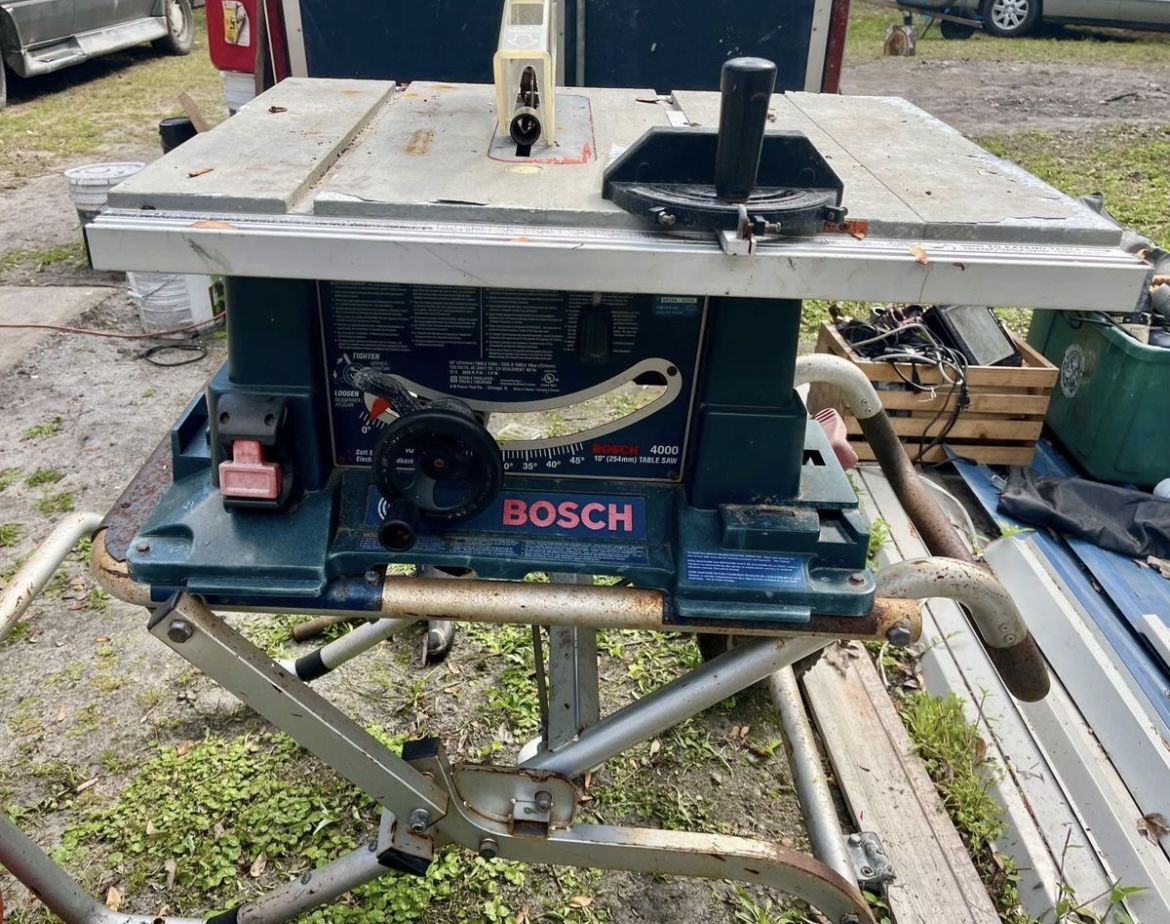Bosch Saw Table
