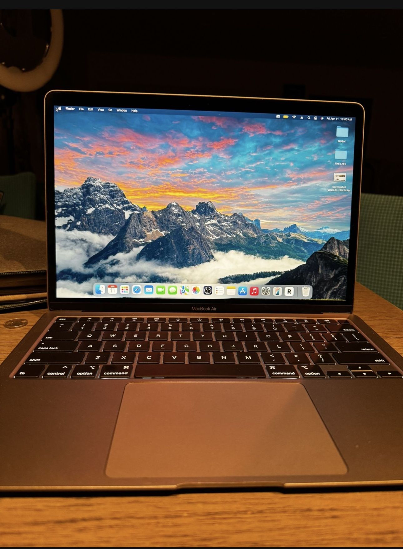 MACBOOK AIR 13inch 