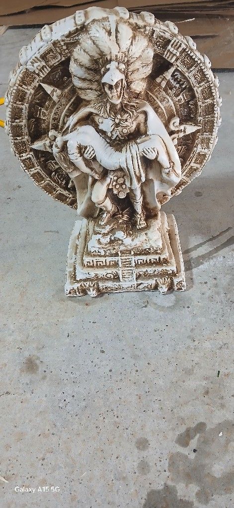 Aztec Statue