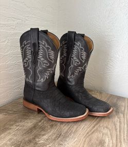 Reywelt women’s black leather embroidered boots size 7