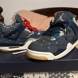 Air Jordan 4 Retro SE Size 8