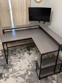 L-Shape desk and monitor