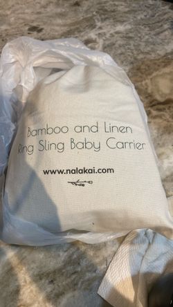 Bamboo and linen bring sling baby carrier
