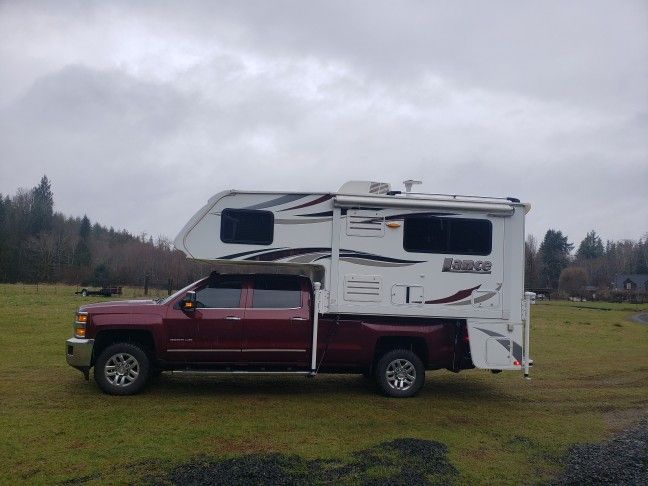 2016 Lance 975
