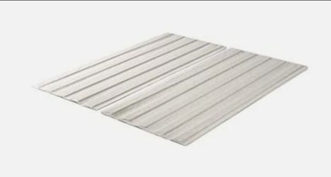 Zinus Compack Vertical Wood Slats, Box Spring Replacement,Queen
Bunkie Board with Fabric Outer  Natural Color,BRAND NEW