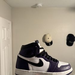 Jordan 1 Court purple 