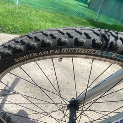 Trek 3700 mountain bike 16” frame