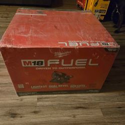 Milwaukee
M18 FUEL 18V Lithium-Ion Brushless Cordless 7-1/4 in. Dual Bevel Sliding Compound Miter Saw (Tool-Only)