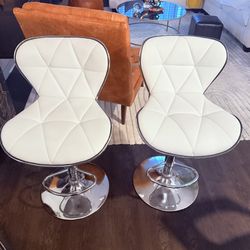 BAR STOOLS