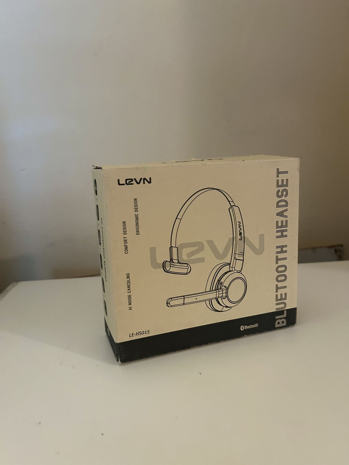 Comfortable LEVN Bluetooth Headset – Mic Included, Great Range