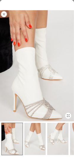 Fashionnova booties‼️ size 7.5