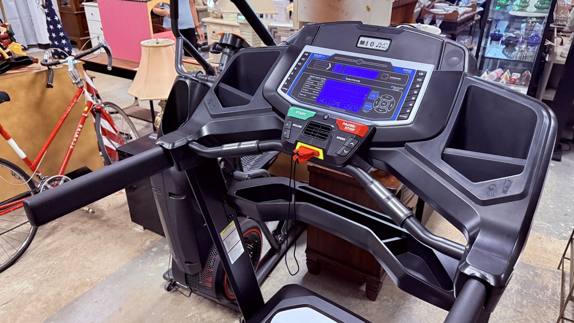 Nautilus T616 Treadmill Like New!!