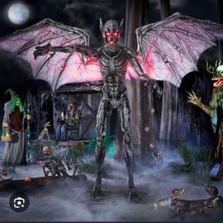 Predator of the night animatronic