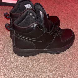 nike mano leather boots