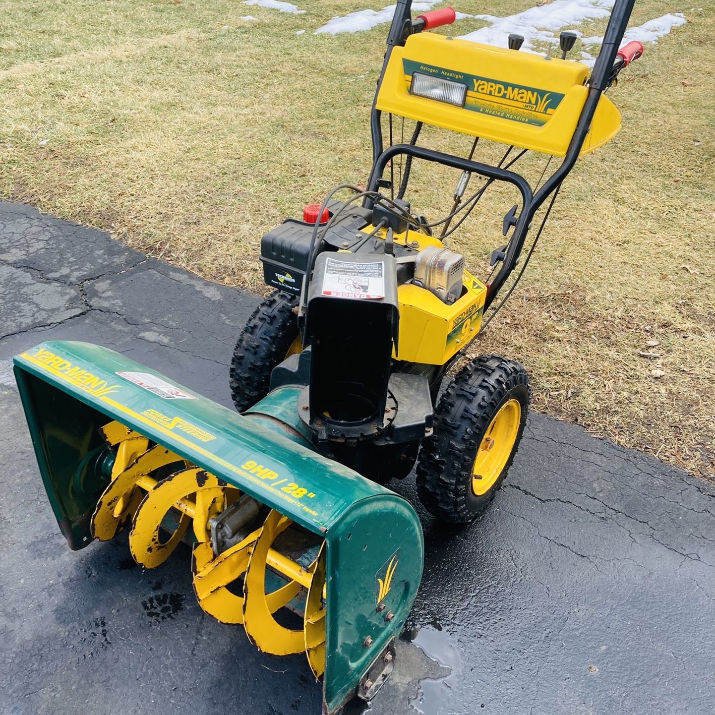 Single Stage Snow Yardman 7hp Snowblower YARDMAX 24 212cc 2-Stage