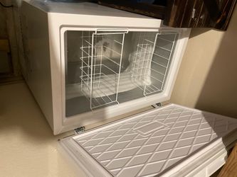 Deep freezer