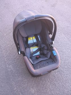 Graco car seat