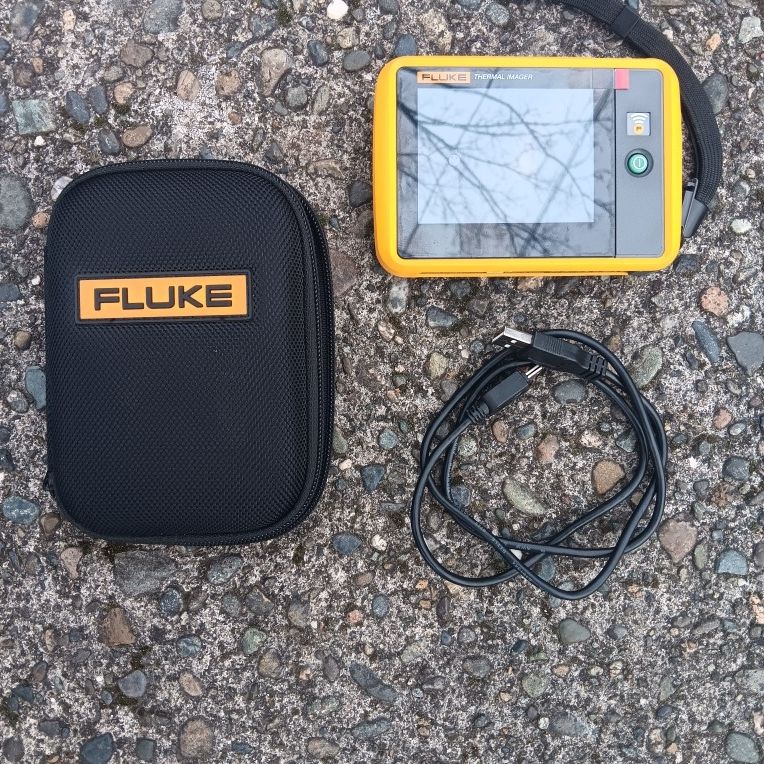 FLUKE PTi120 Compact Pocket Thermal Imager Camara Excellent(still has cover on face) Many Other Tools. For Pick Up Fremont Seattle. No Low Ball/Trades
