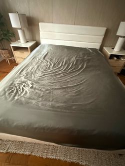 Bed Frame with Headboard + Mattress
