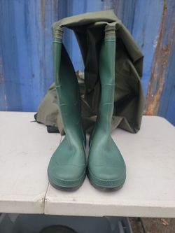 Mountalk Green Fishing Boots Size 11