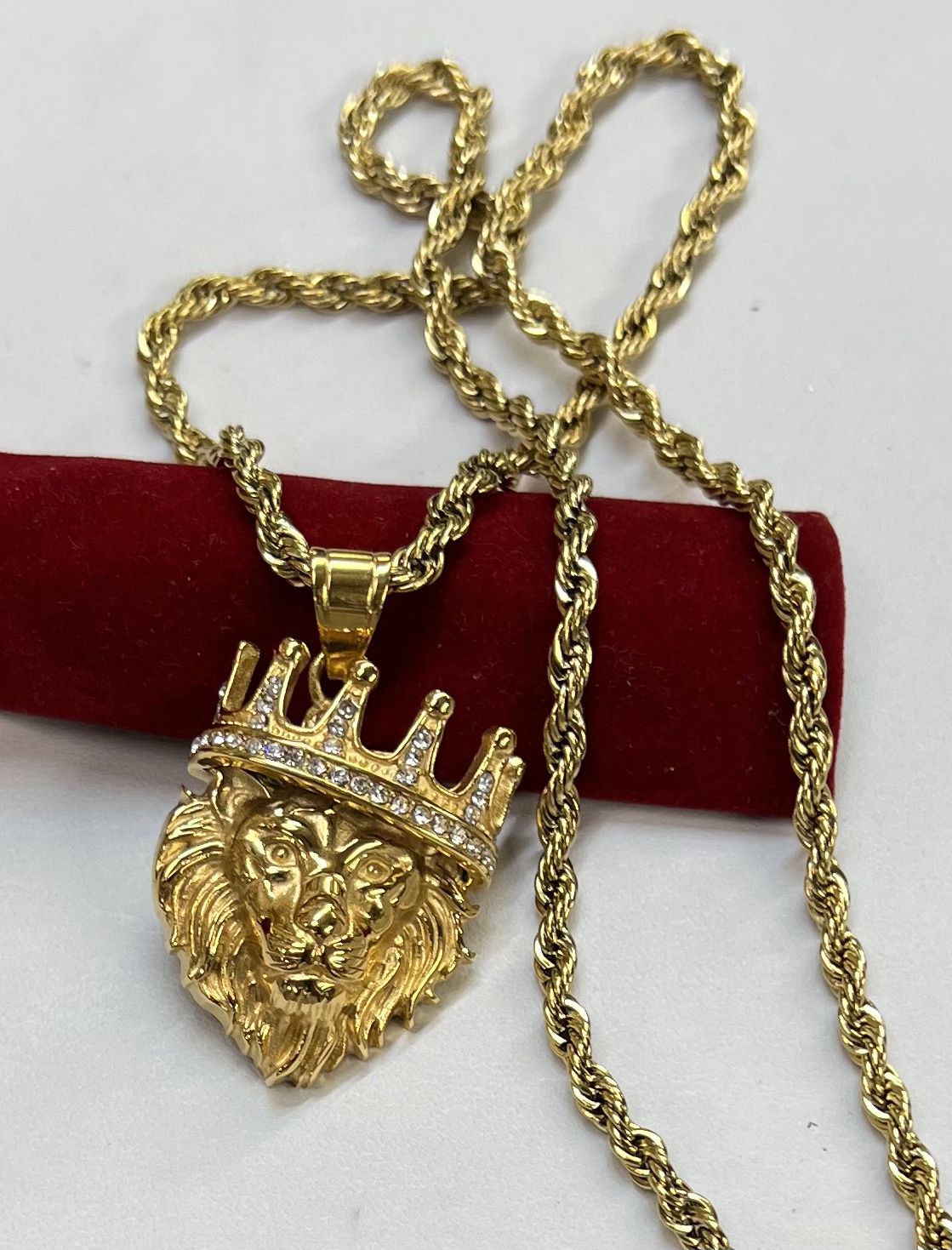 Lion Head Pendant And  High Polished Rope Please Necklace 