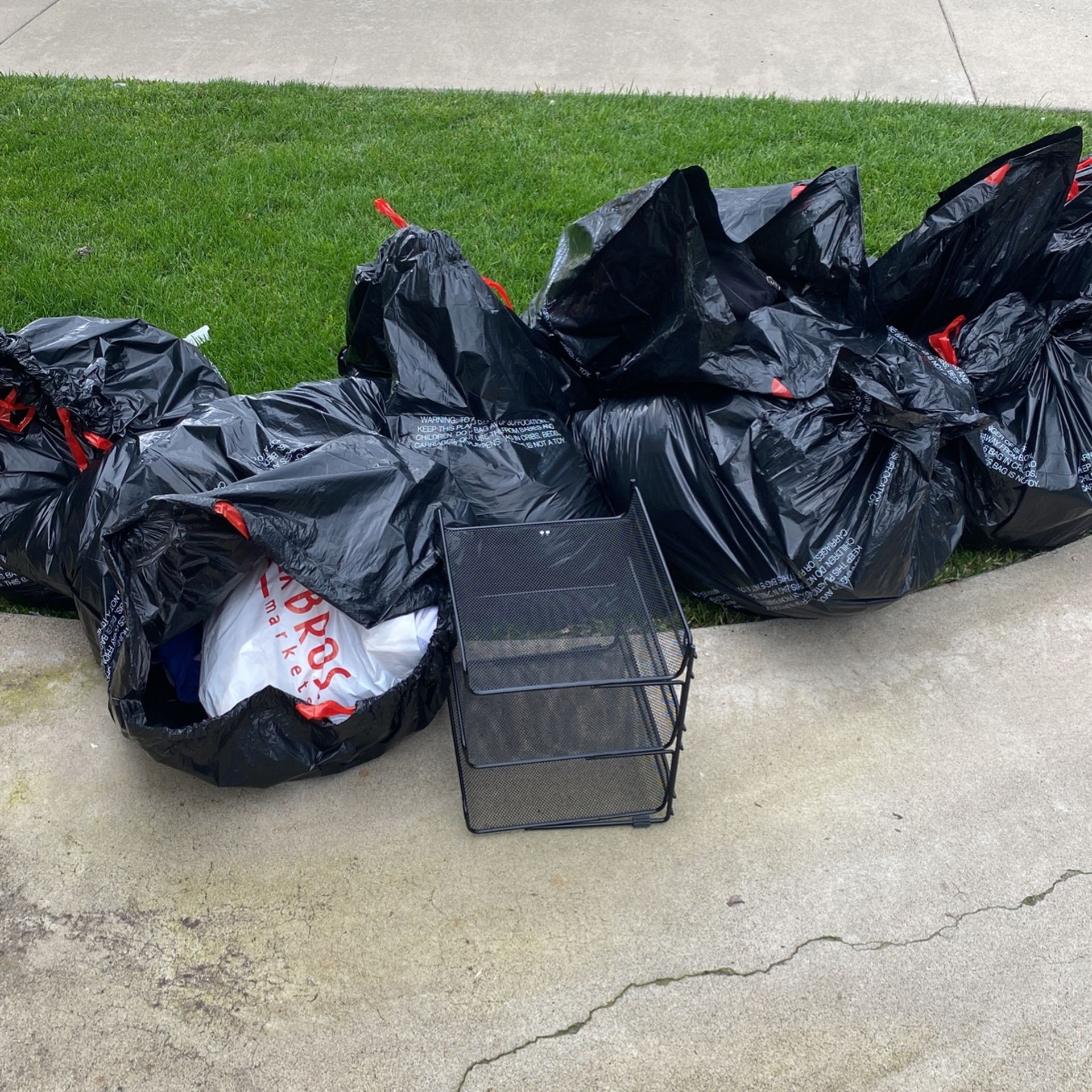 FREE womens Clothes for Sale in Irvine, CA OfferUp