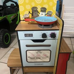 Play Kitchen