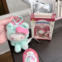 Miniso Top Toy Hello Kitty Teddy Pajamas Mint Pajamas 