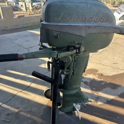 1958 Johnson  Running Motor