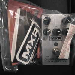 MXR SUPER BADASS DISTORTION. NEW, OPEN BOX