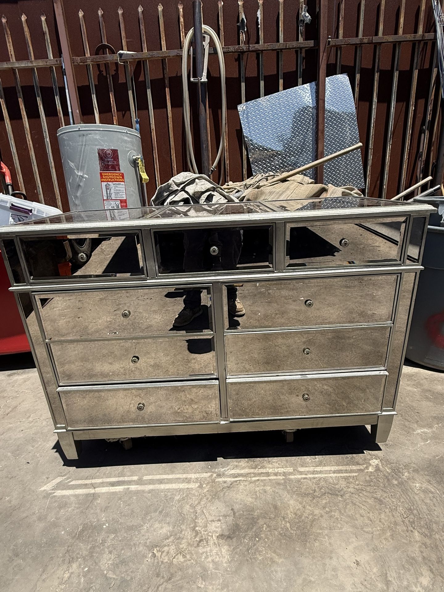 Mirror  Drawer Dresser 