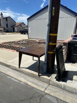 Free Dining Table (West Elm)