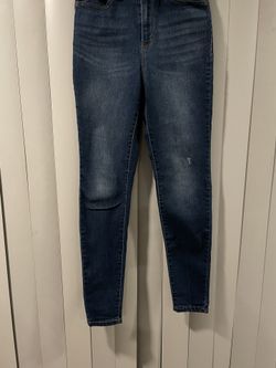 Dark blue wash skinny jeans