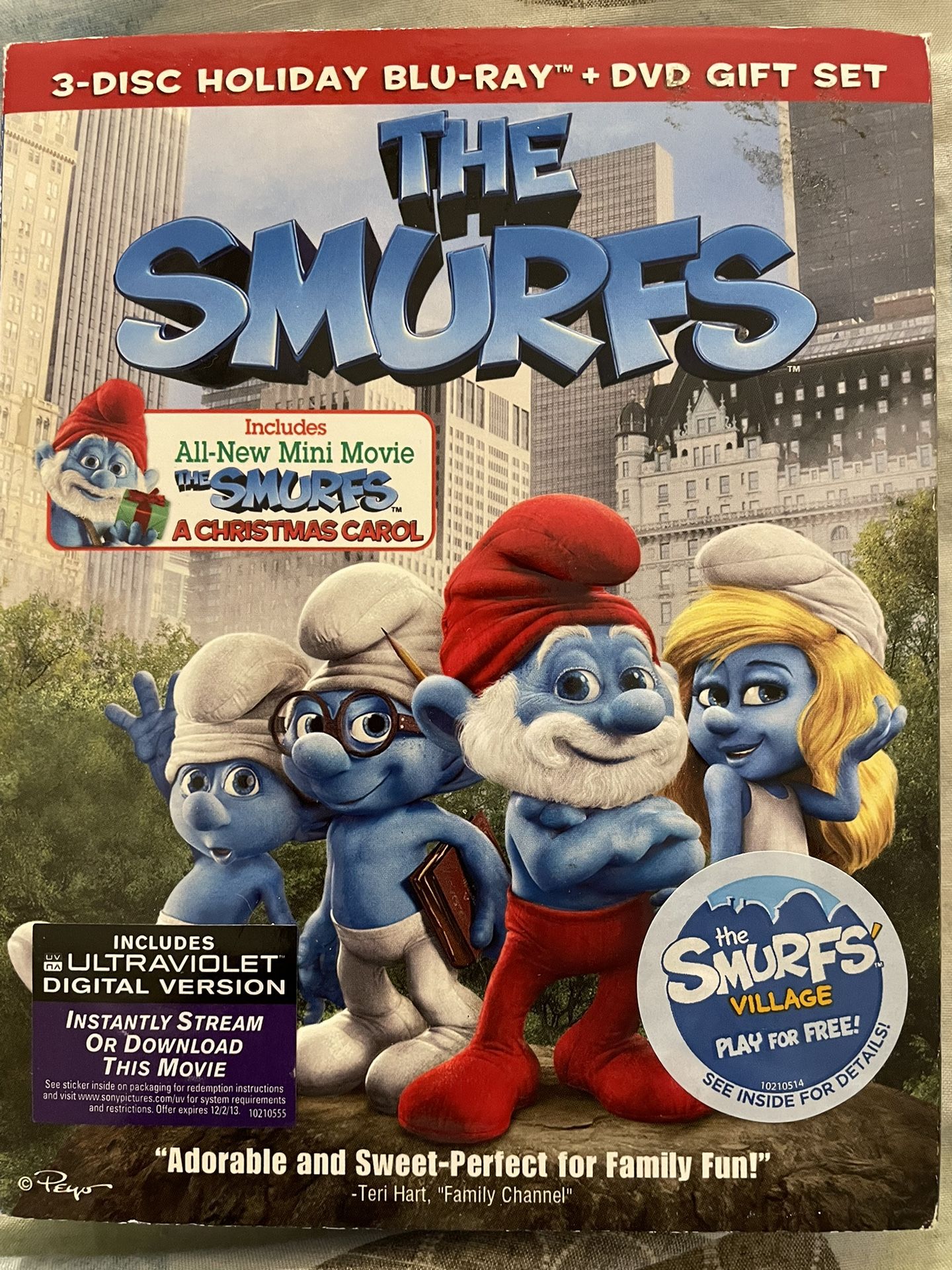 THE SMURFS (Blu-ray + DVD) 3-DISC HOLIDAY BLU-RAY + DVD GIFT SET