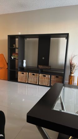 Tv Stand With Shelf’s