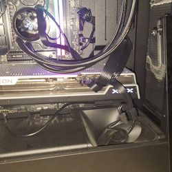Se vende pc gamer y monitor