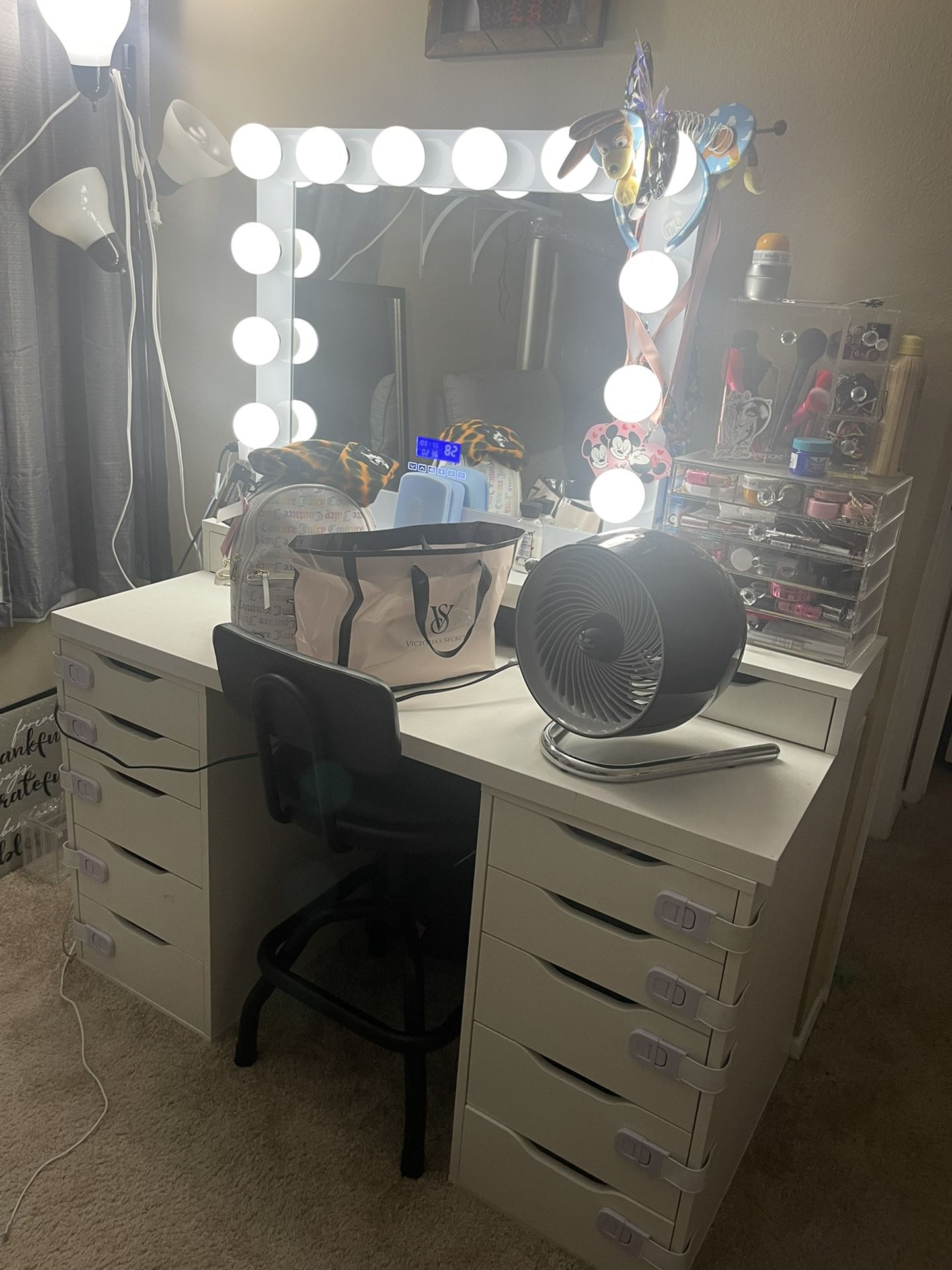 Makeup Vanity 