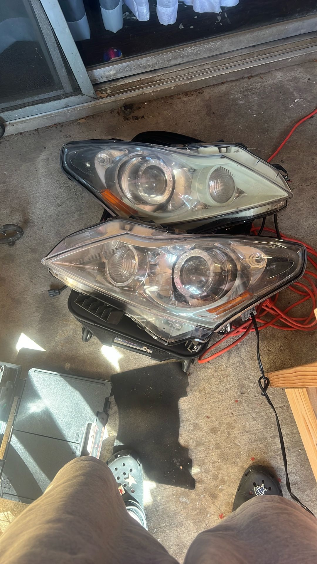 Infinity G37 Headlights