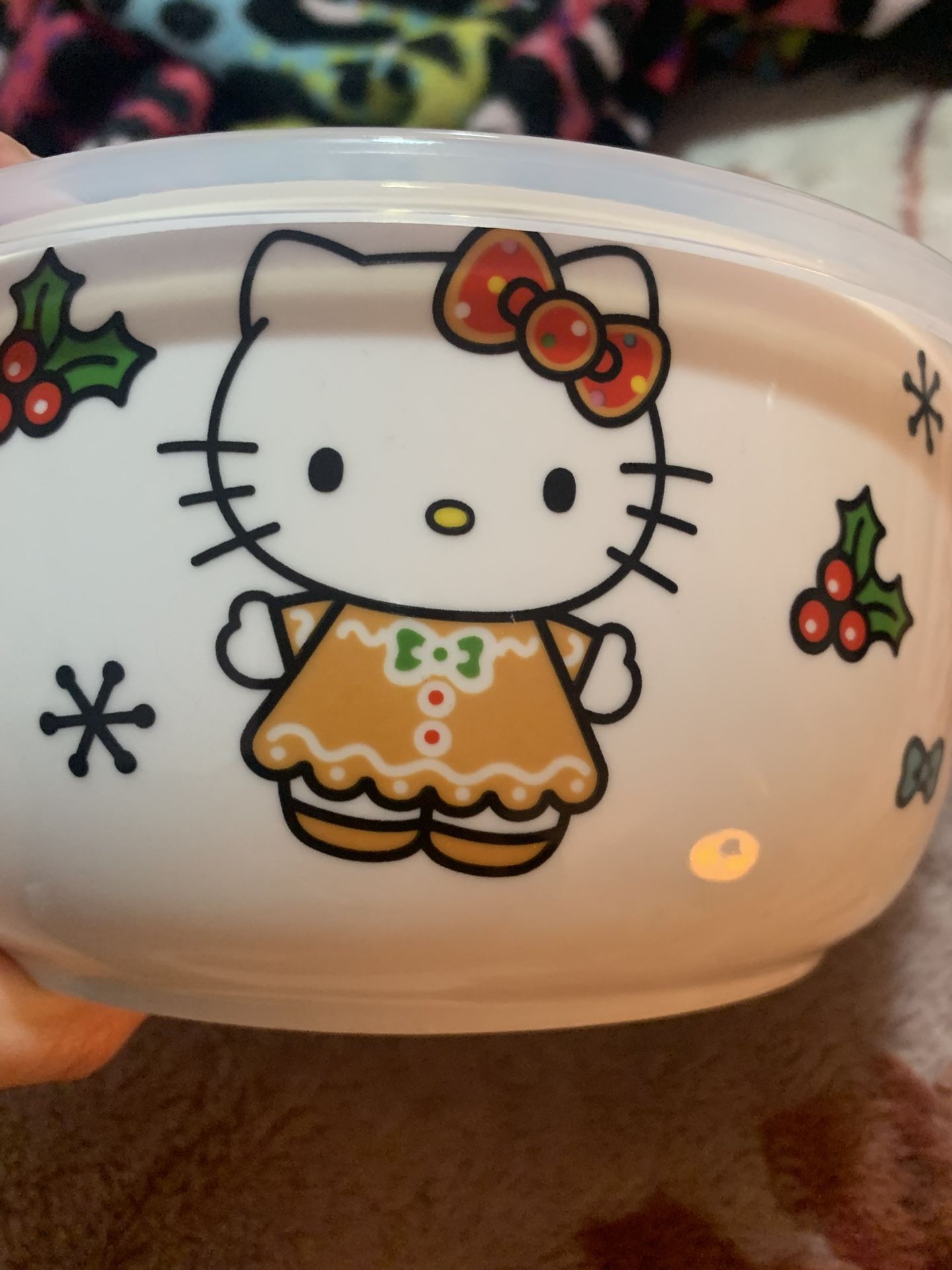 Hello kitty tub of ware