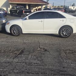 2009 TOYOTA CAMRY 3500 OBO.