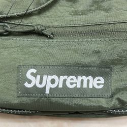Supreme Cross-body Bag 