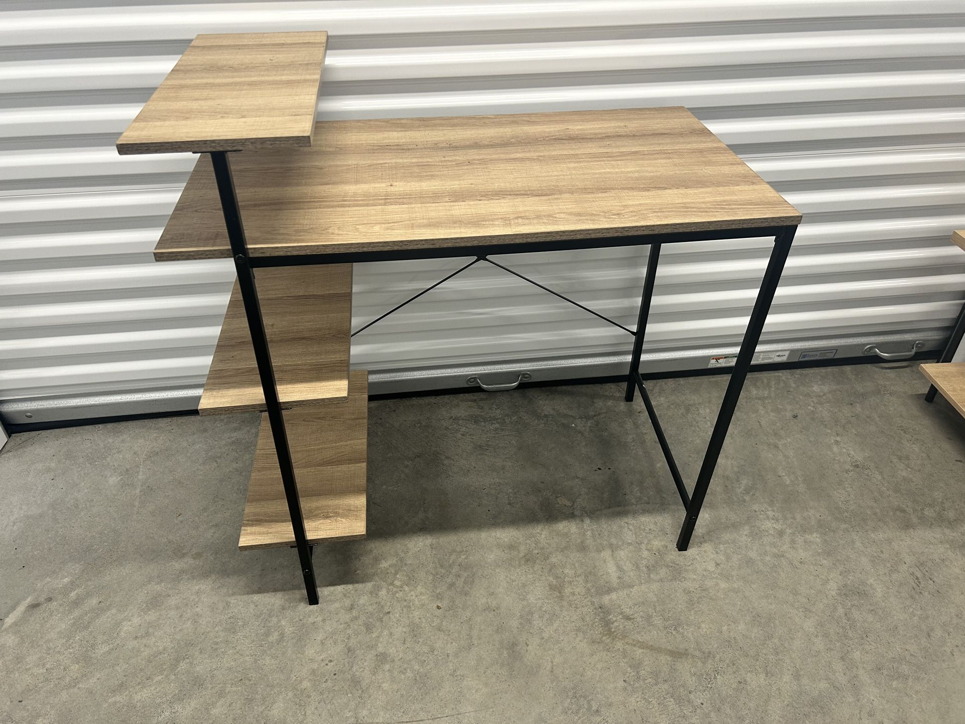 Small Desk Great For Small Space!!