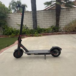 Electric scooter