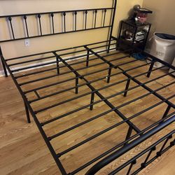 King Size Metal Bed Frame 