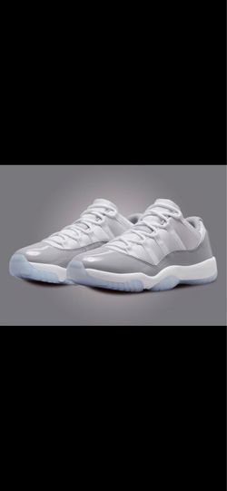 Jordan 11 Retro Low Cement Grey