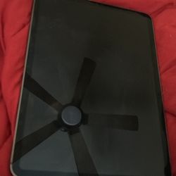 IPAD (Needs New Battery) 