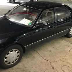 1996 Lexus LS 400
