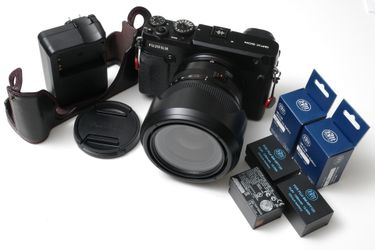 Fuji GFX 50R Medium Format Digital Camera 55mm 1.7 Lens Extras