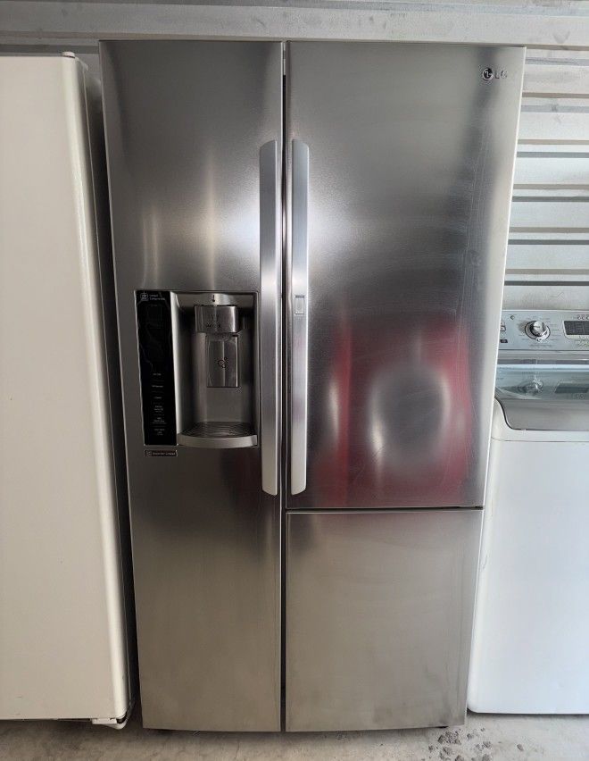 LG Stainless Steel Refrigerator And Freezer
