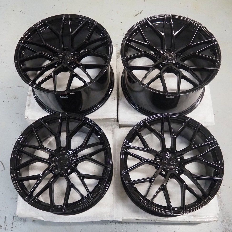 Corvette C8 OPEN BOX Wheel set 20/21 AG M520 Gloss Black - $1980/set